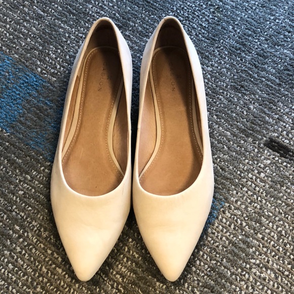 Caslon luna pointy toe flats Clearance